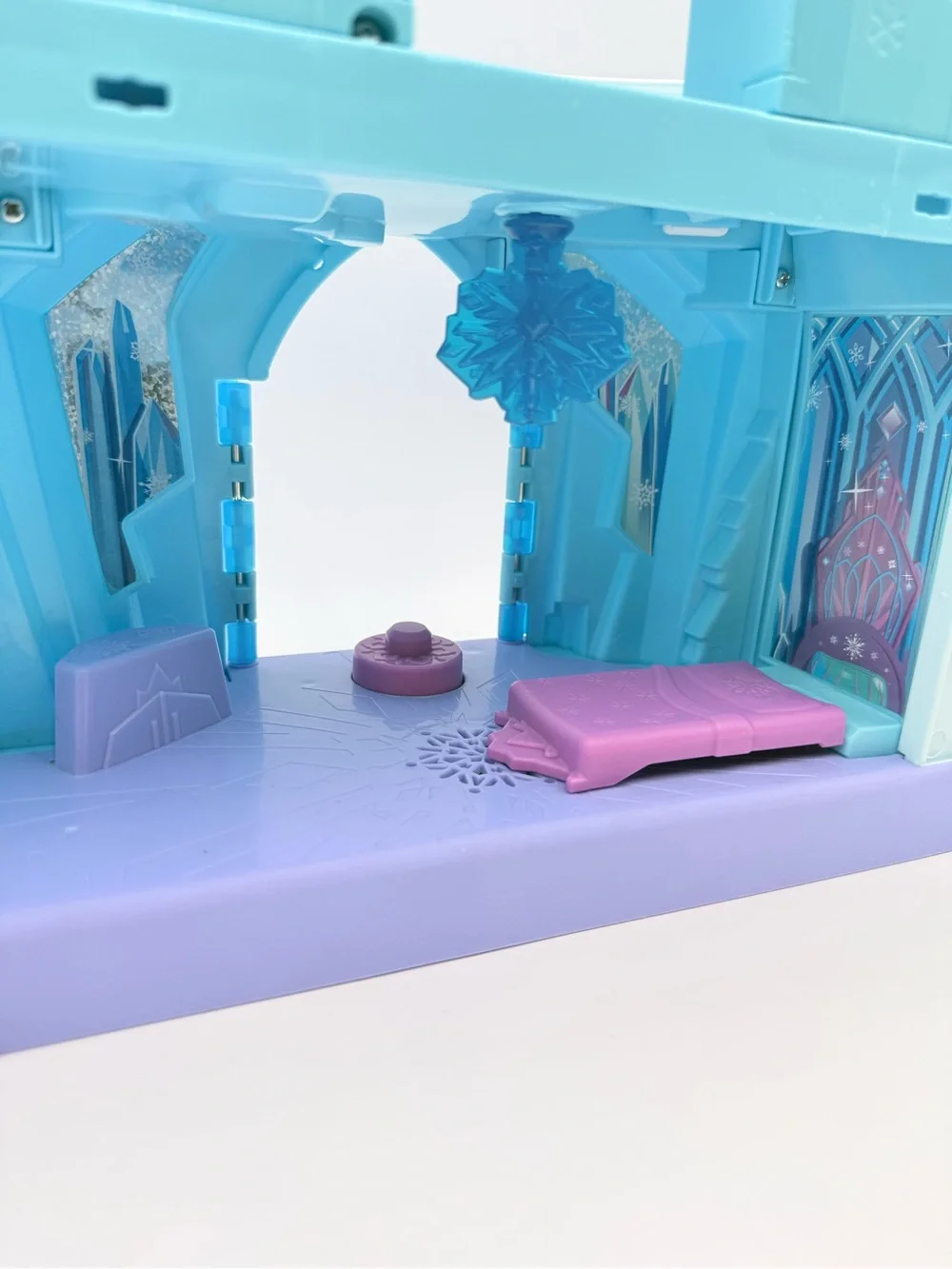 Fisher Price Little People Frozen Elsa Ice Castle Musical Playset With Sleigh
